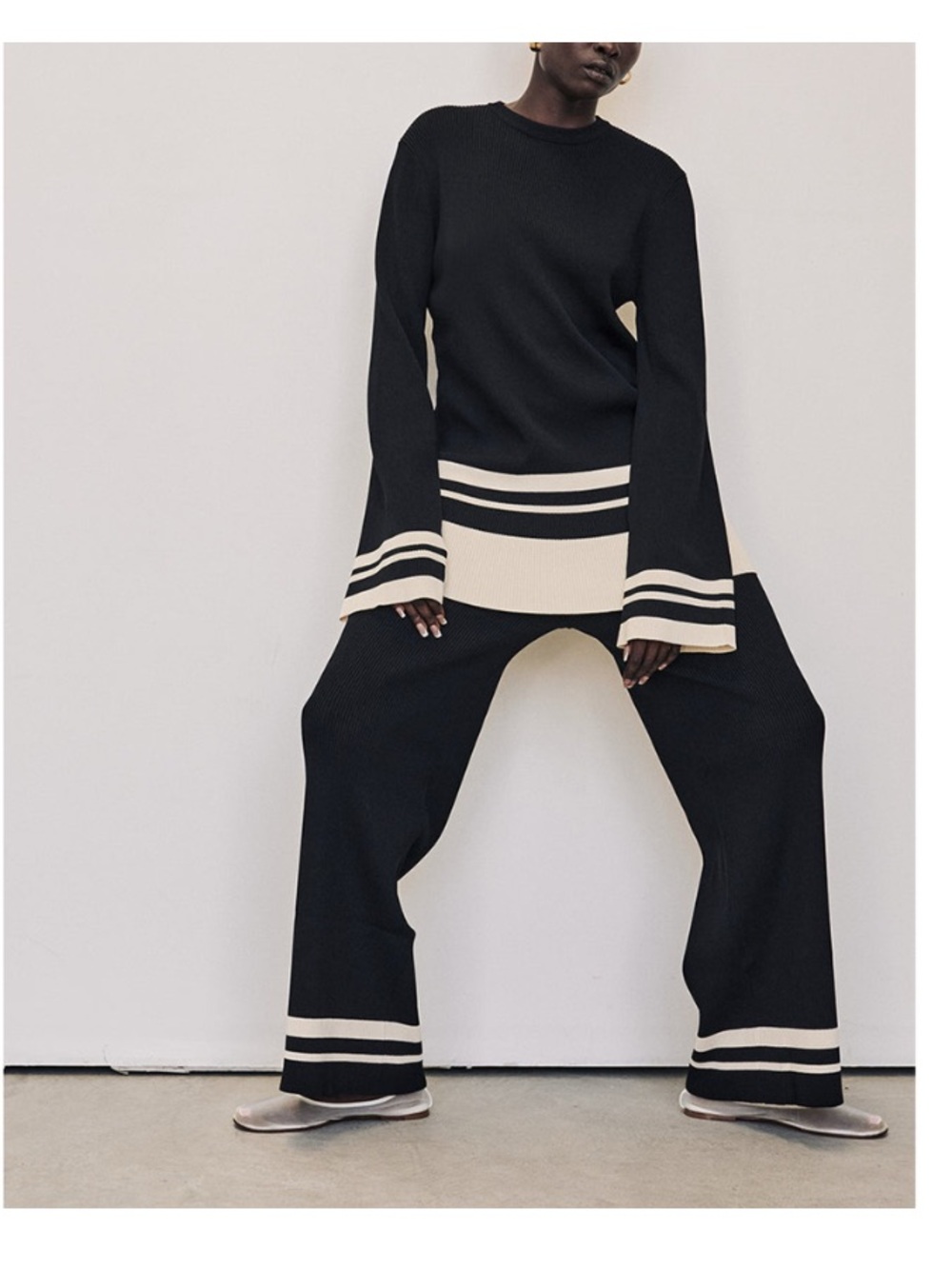 DISSH Madison Black Contrast Knit Sweater & Pants Set Size M